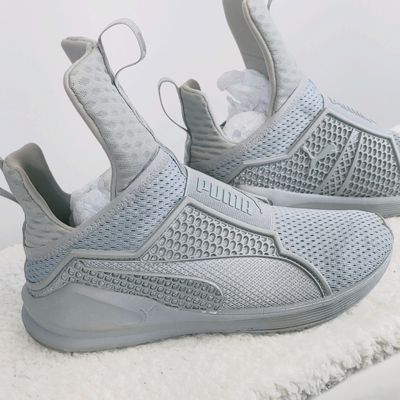 ⭕SOLD⭕ Puma Fenty Trainor Rihanna "RIRI"Sneakers - Picture 3 of 15